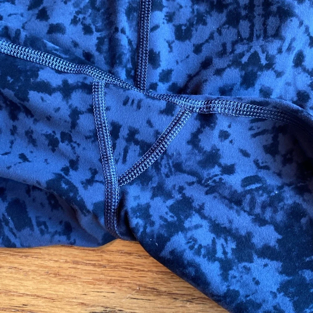 Vuori Daily Joggers Size Medium - Picture 5 of 9